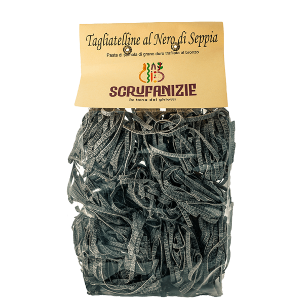 Tagliatelline al nero di seppia